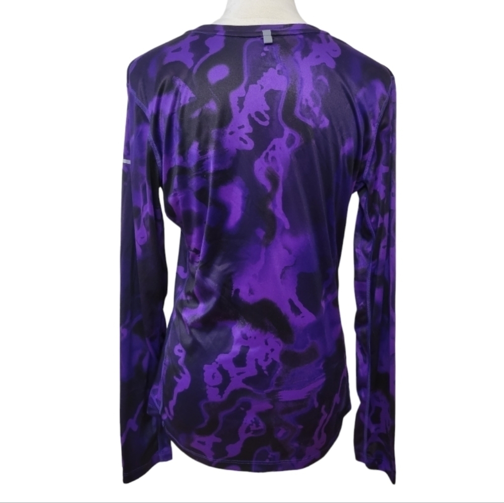 Nike Running‎ DriFit Long Sleeved Shirt Size Medium - Picture 2 of 4